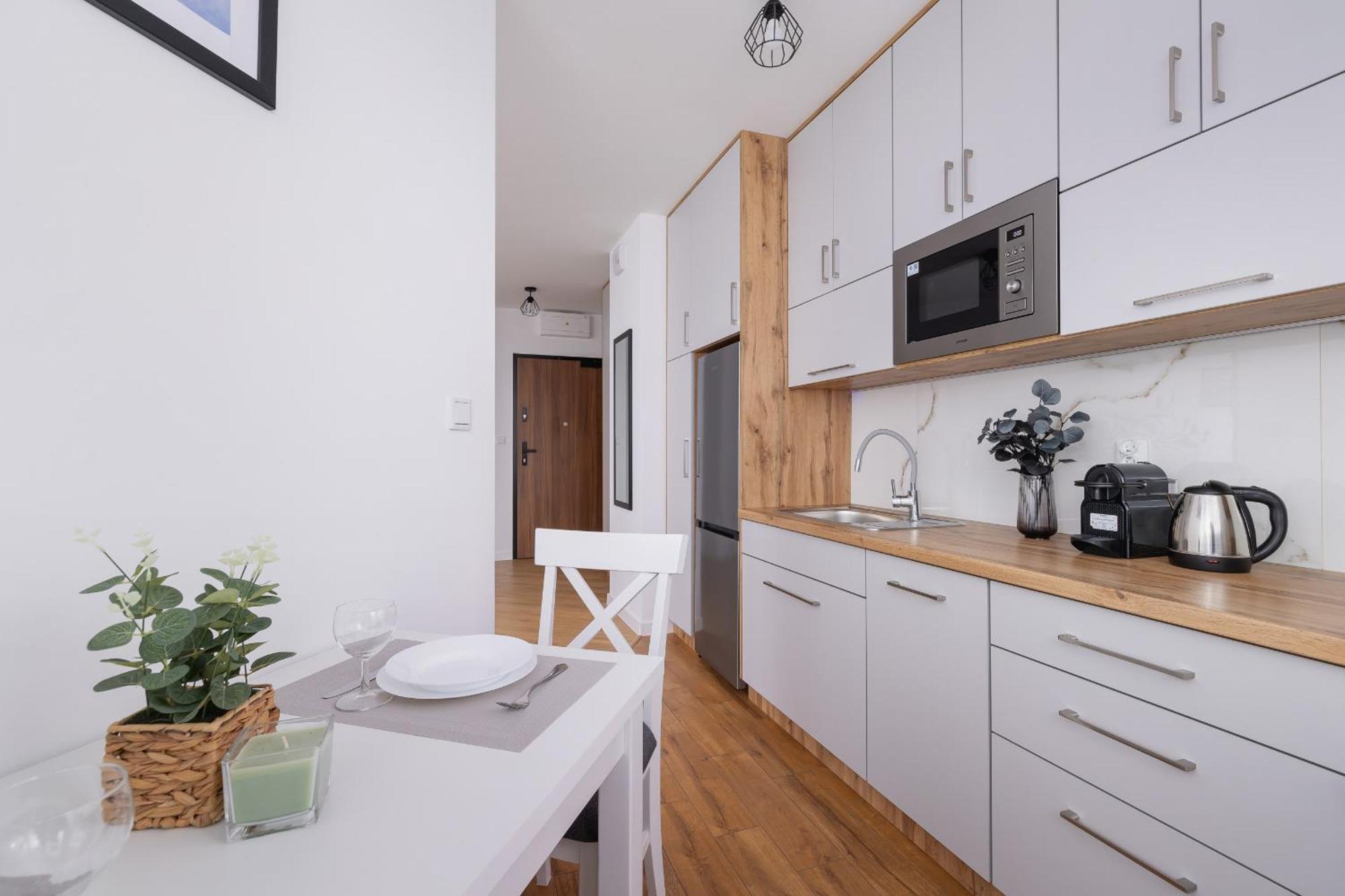 Modern Apartment With Parking Near Tauron Arena By Rent Like Home Cracovie Extérieur photo