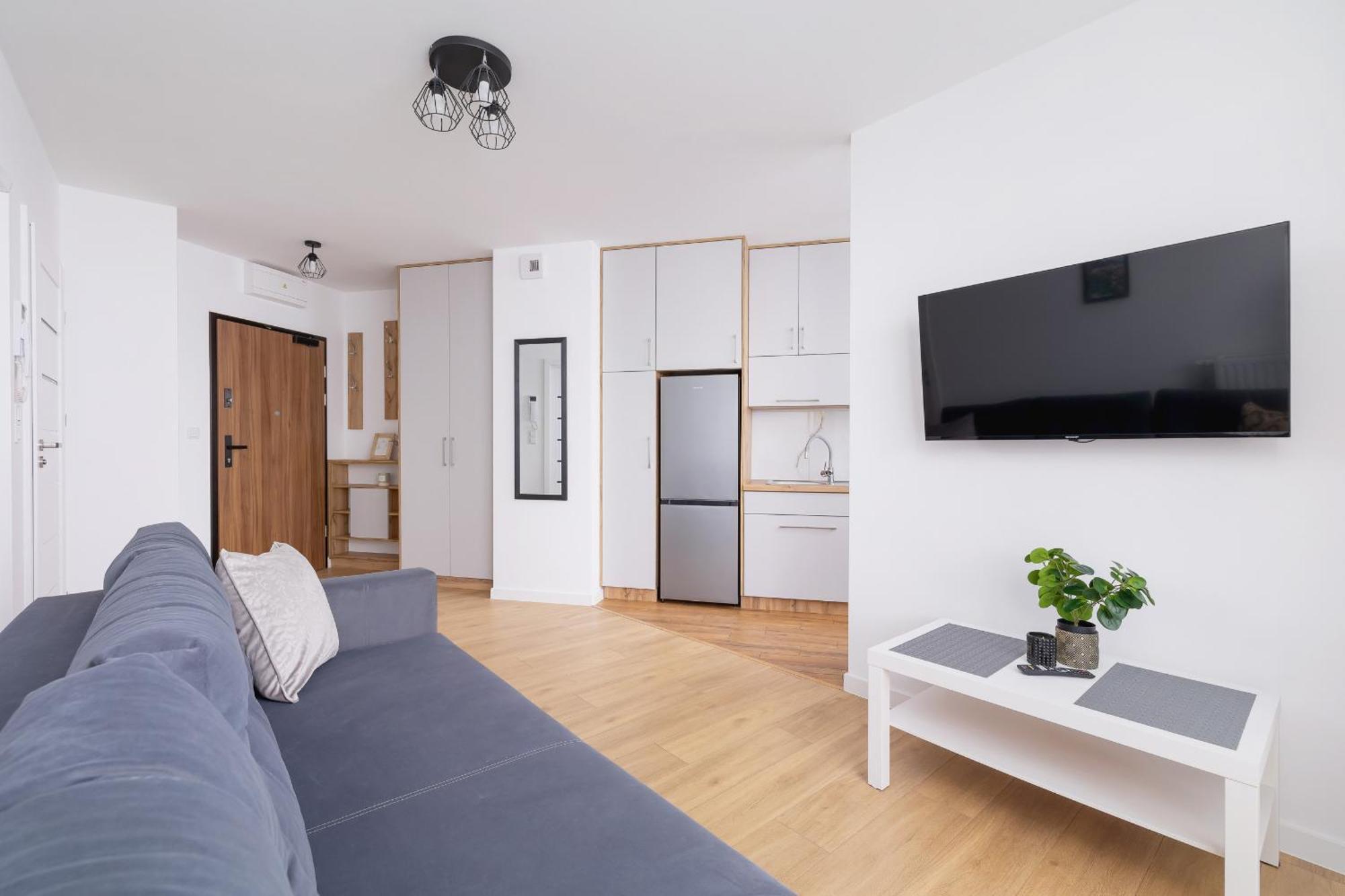 Modern Apartment With Parking Near Tauron Arena By Rent Like Home Cracovie Extérieur photo